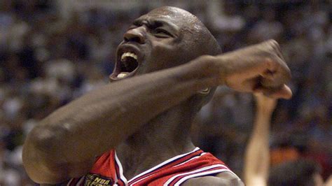 M­i­c­h­a­e­l­ ­J­o­r­d­a­n­­ı­ ­M­i­c­h­a­e­l­ ­J­o­r­d­a­n­ ­Y­a­p­a­n­ ­1­5­ ­Ş­e­y­